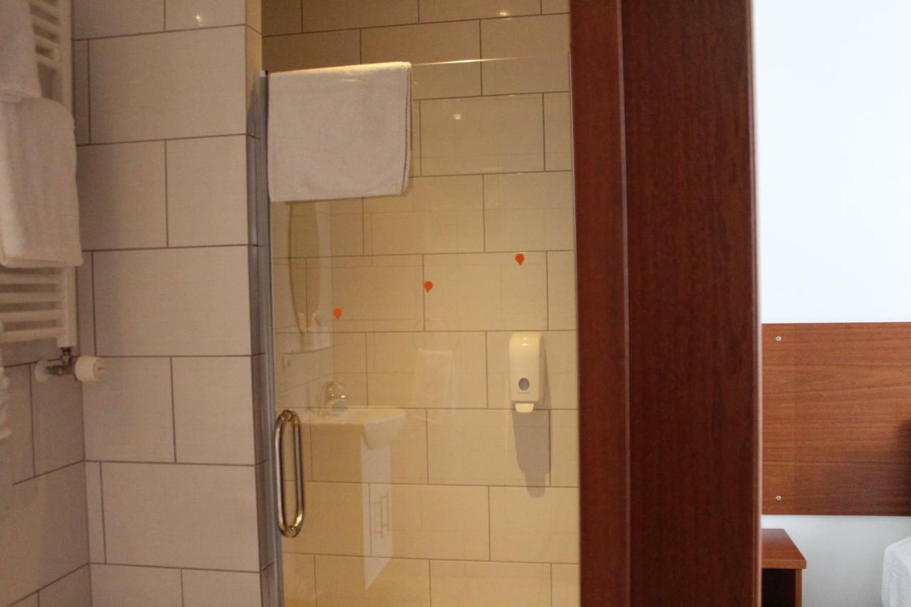 Hotel Grasteinn - Airport Hotel Κεφλαβίκ Εξωτερικό φωτογραφία